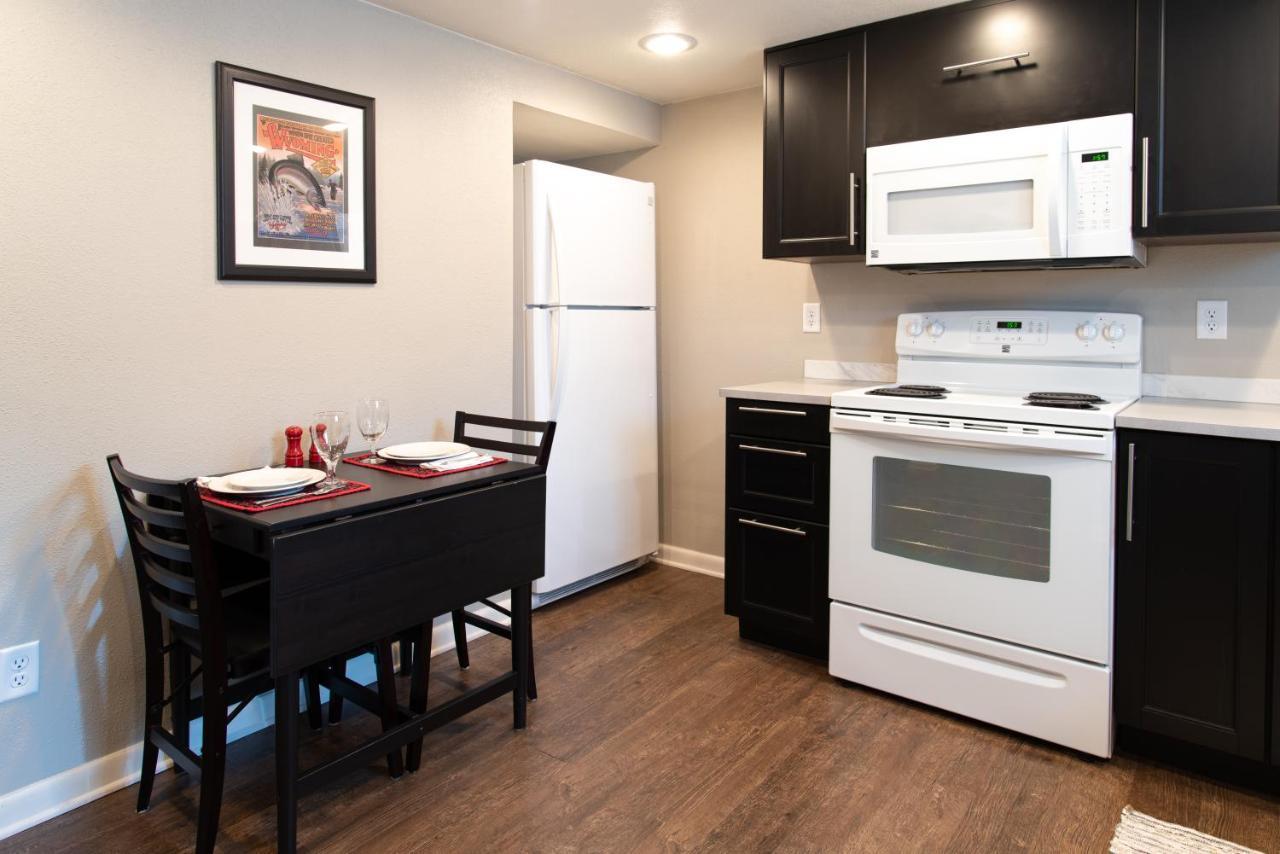 Apartmán The Lewis House Laramie Exteriér fotografie